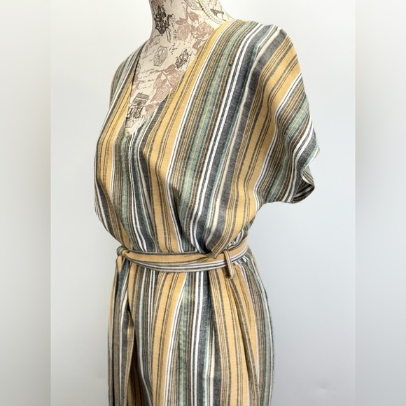 MYSTREE Yellow and Gray stripe wide leg crop Jumpsuit size L - Picture 6 of 14